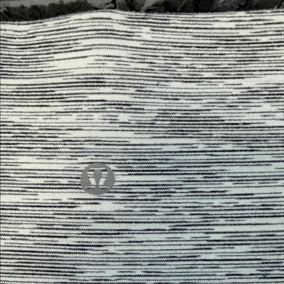 Lululemon capri Leggings - Picture 6 of 8